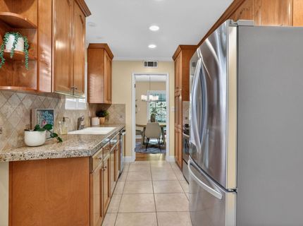 6713 Silverthorne Cir, Sacramento, CA 95842 Photo