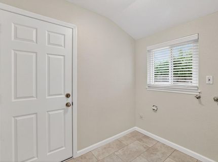 6713 Silverthorne Cir, Sacramento, CA 95842 Photo