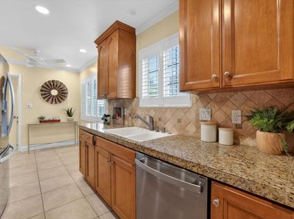 6713 Silverthorne Cir, Sacramento, CA 95842 Photo