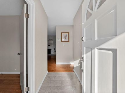 6713 Silverthorne Cir, Sacramento, CA 95842 Photo