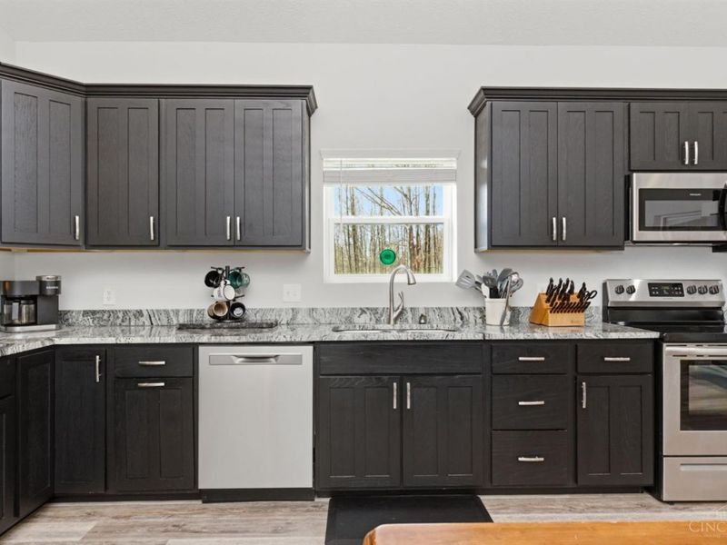 174 Black Hawk Drive, Franklin Twp, OH 45171 Photo 15