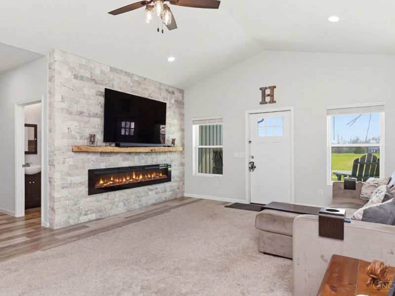 174 Black Hawk Drive, Franklin Twp, OH 45171 Photo 6