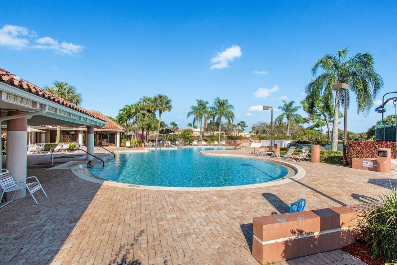 2525 Egret Lake Drive, Greenacres, FL 33413 Photo