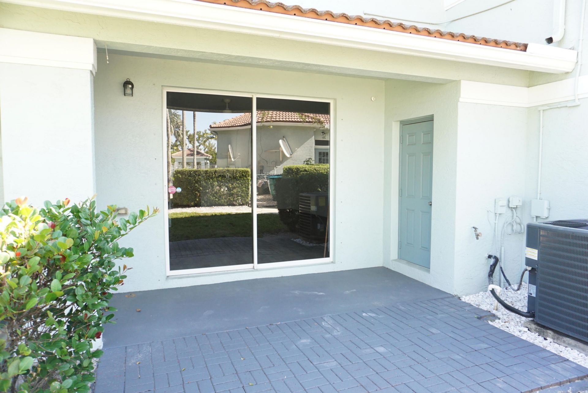 1946 Gardenia Court, Riviera Beach, FL 33404 Photo