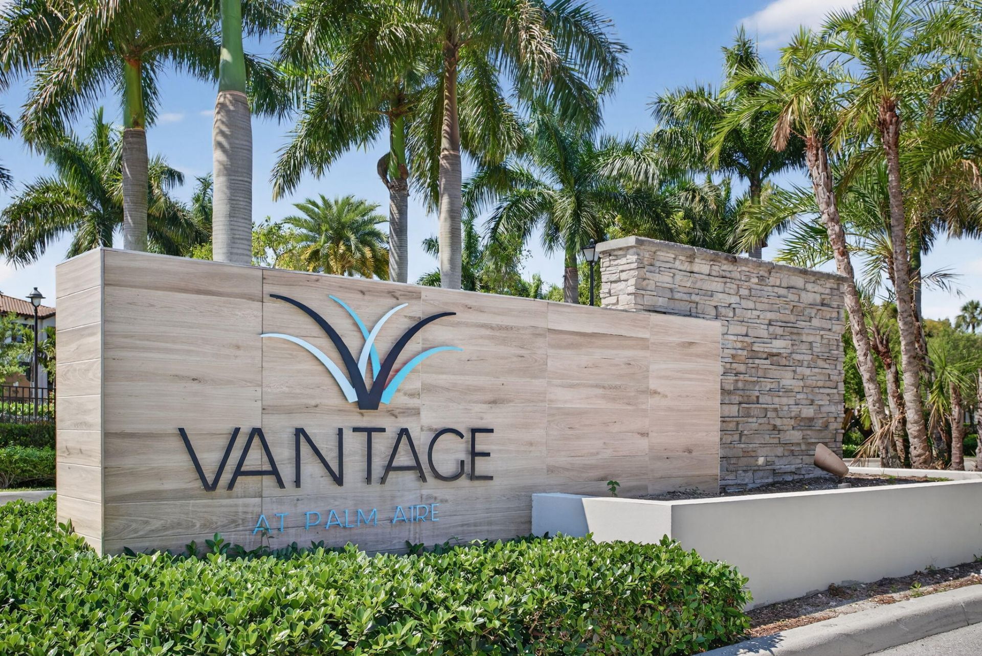 325 NW 33rd Lane, Pompano Beach, FL 33069 Photo