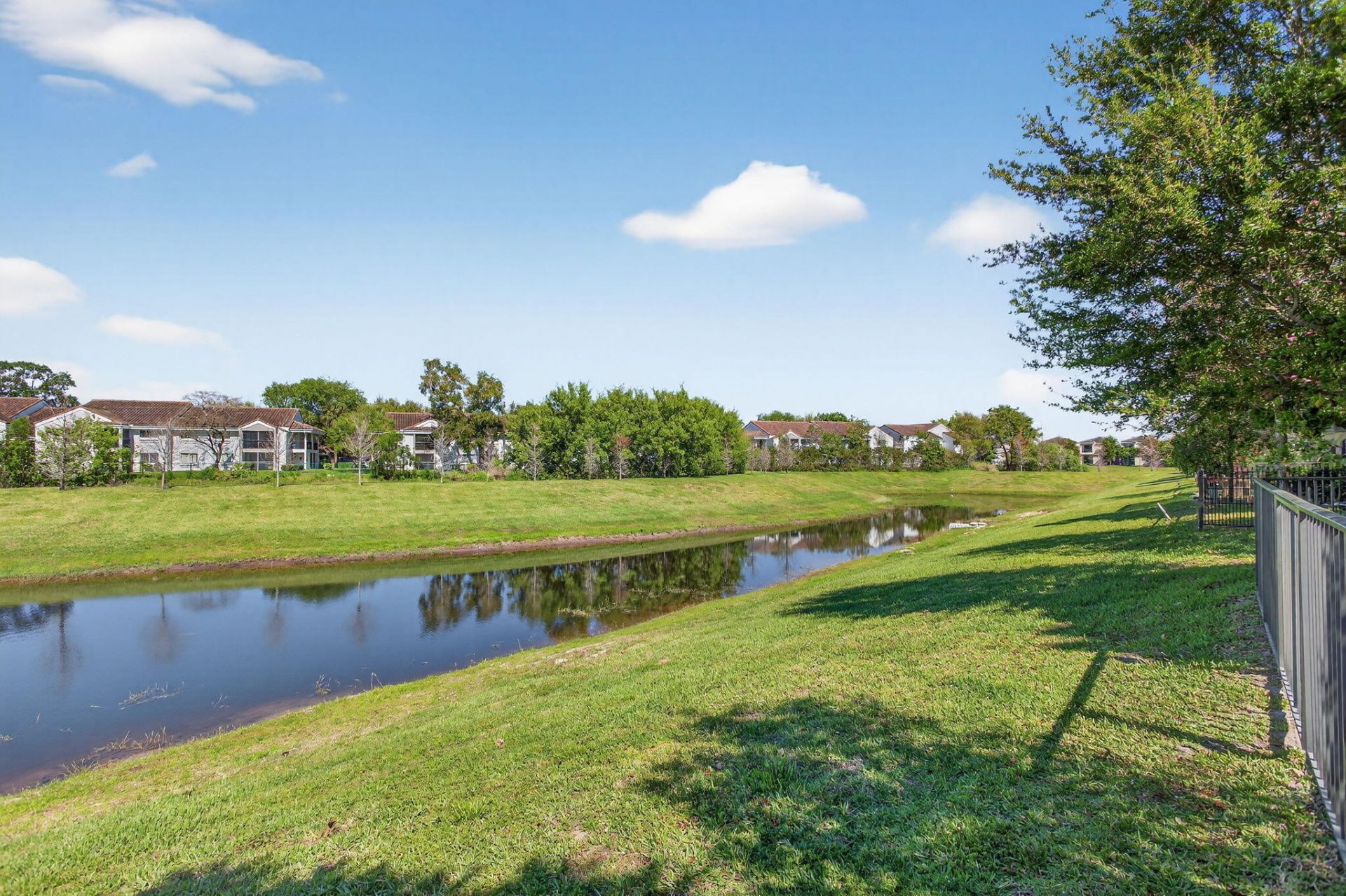 325 NW 33rd Lane, Pompano Beach, FL 33069 Photo