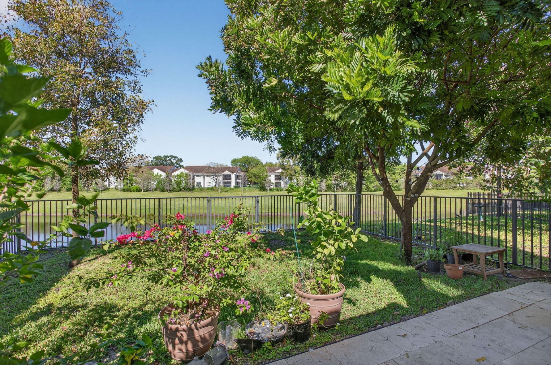 325 NW 33rd Lane, Pompano Beach, FL 33069 Photo