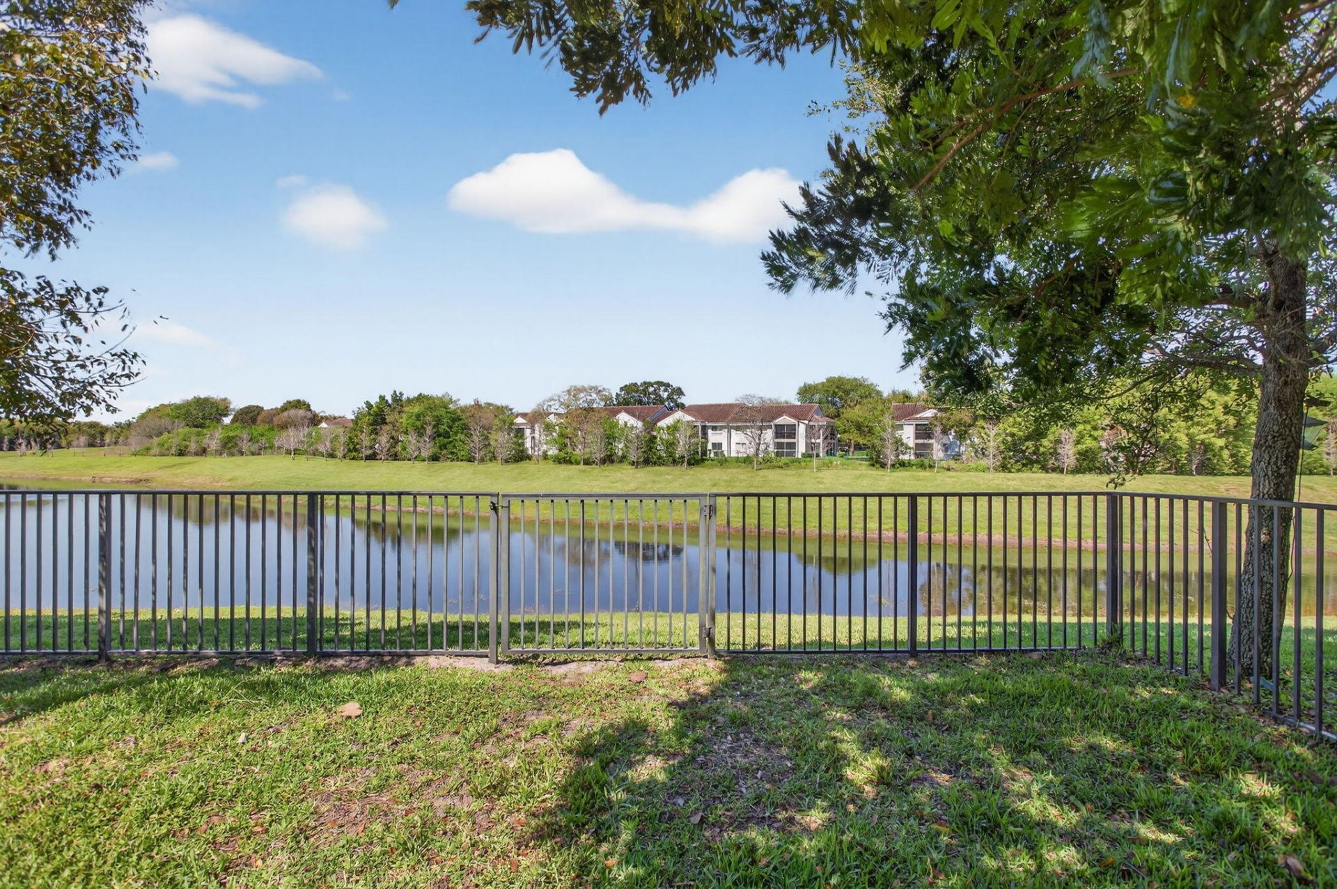 325 NW 33rd Lane, Pompano Beach, FL 33069 Photo