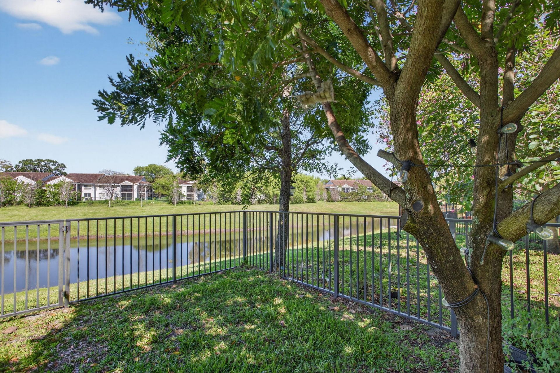 325 NW 33rd Lane, Pompano Beach, FL 33069 Photo