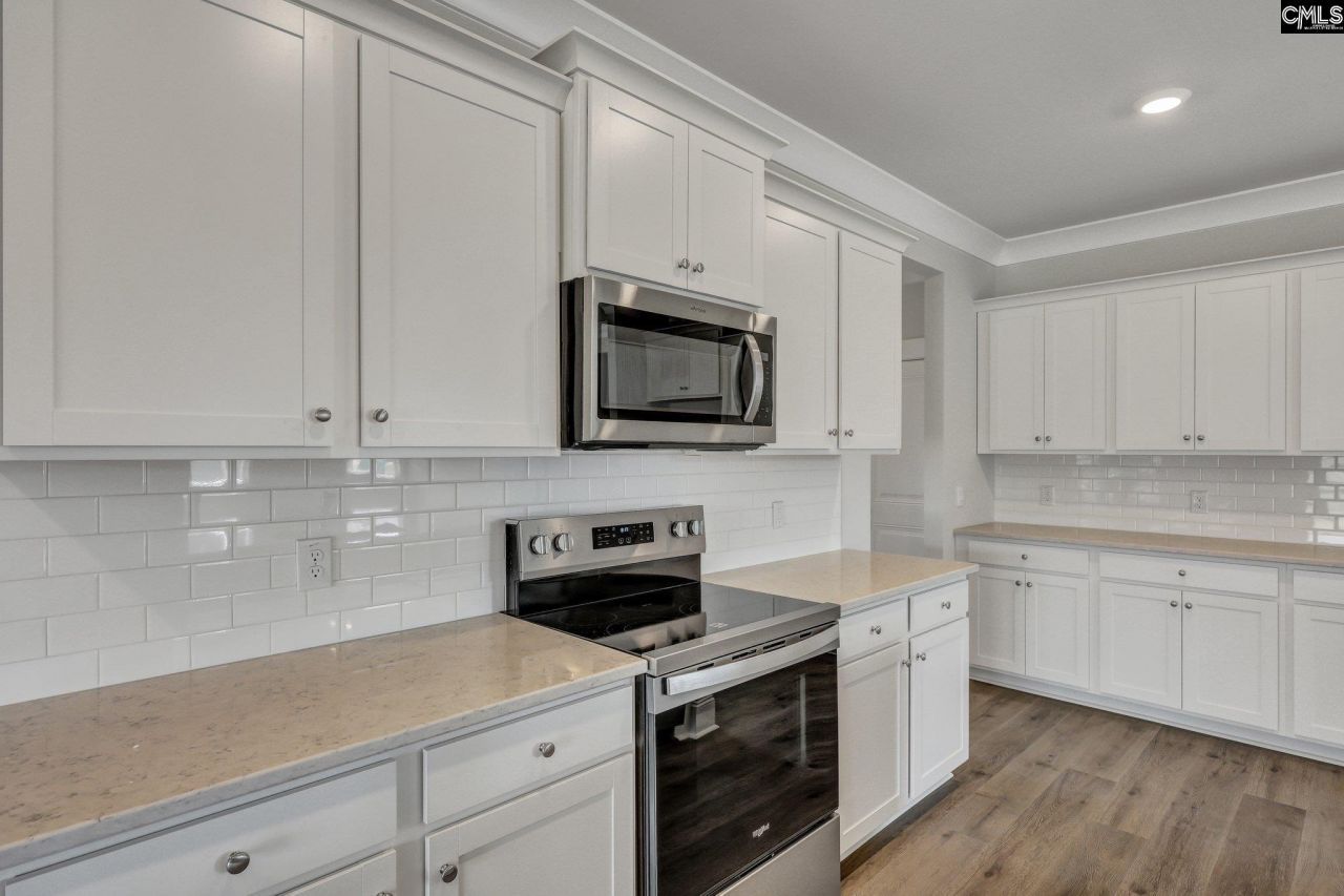 324 Still Shores Drive Photo 4