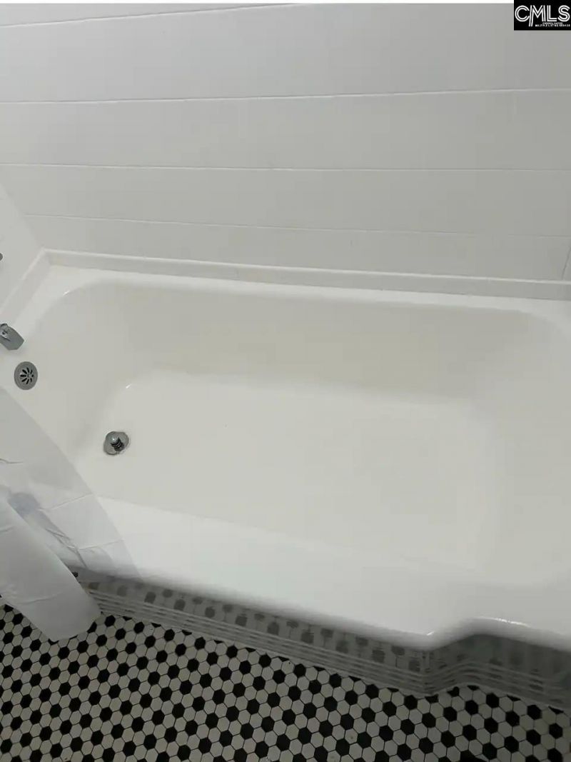 1507 State Street Photo 10