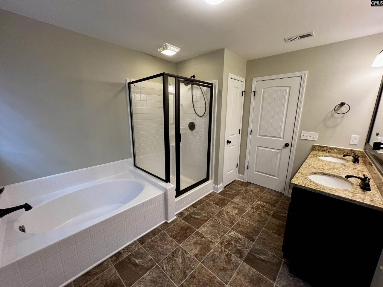 130 Flutter Drive  Photo 12