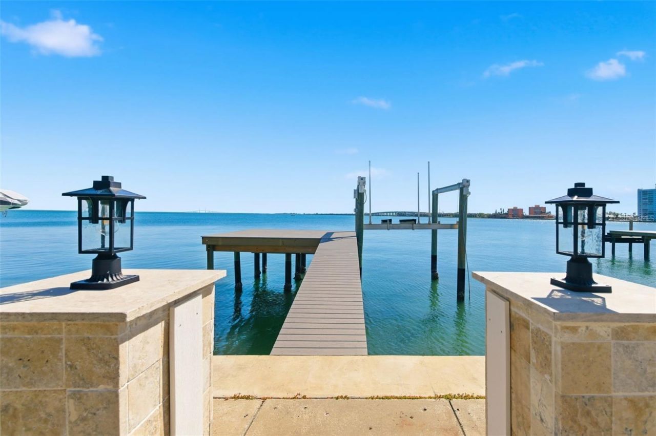 2928 68th Avenue S, Saint Petersburg, FL 33712 Photo