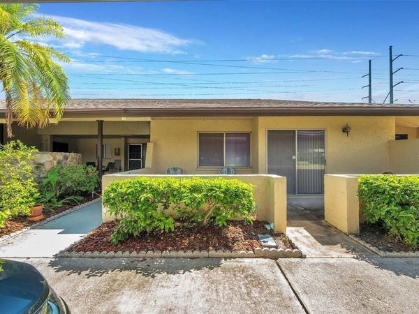 1215 16TH CIRCLE SE, LARGO, FL 33771