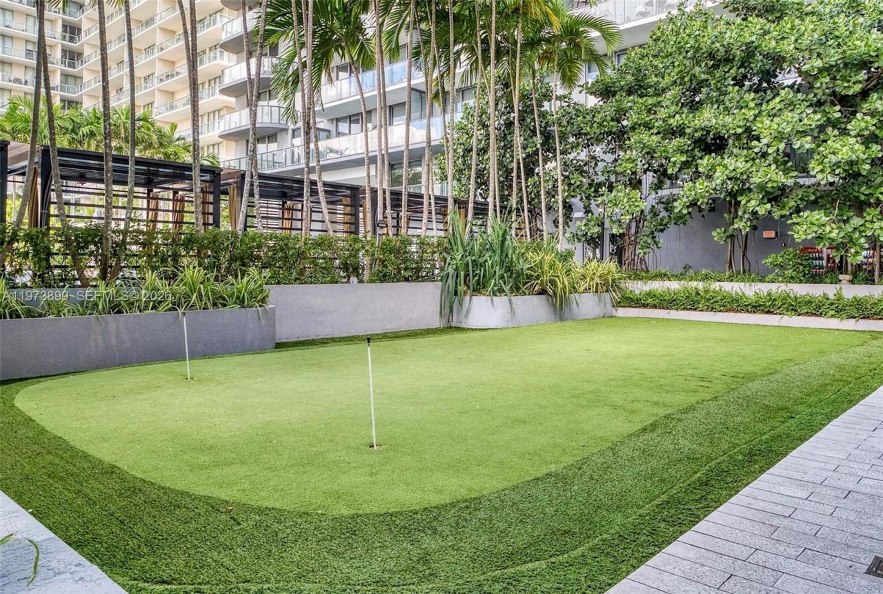 121 NE 34th St , Unit 2502, Miami, FL 33137 Photo