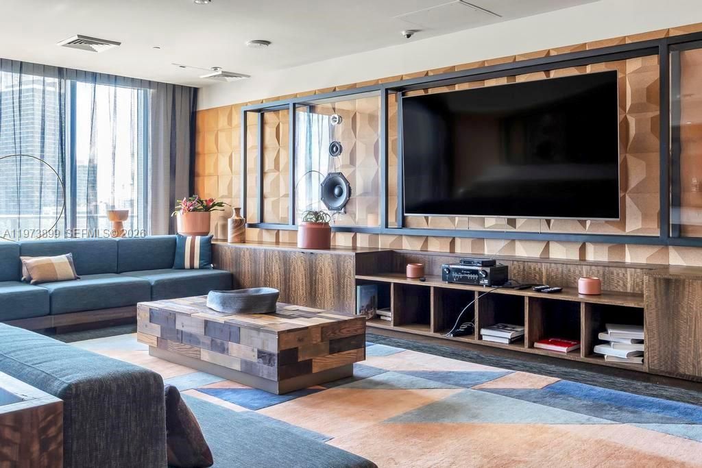 121 NE 34th St , Unit 2502, Miami, FL 33137 Photo