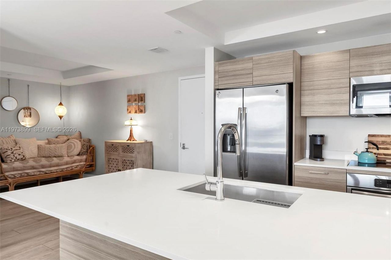 121 NE 34th St , Unit 2502, Miami, FL 33137 Photo