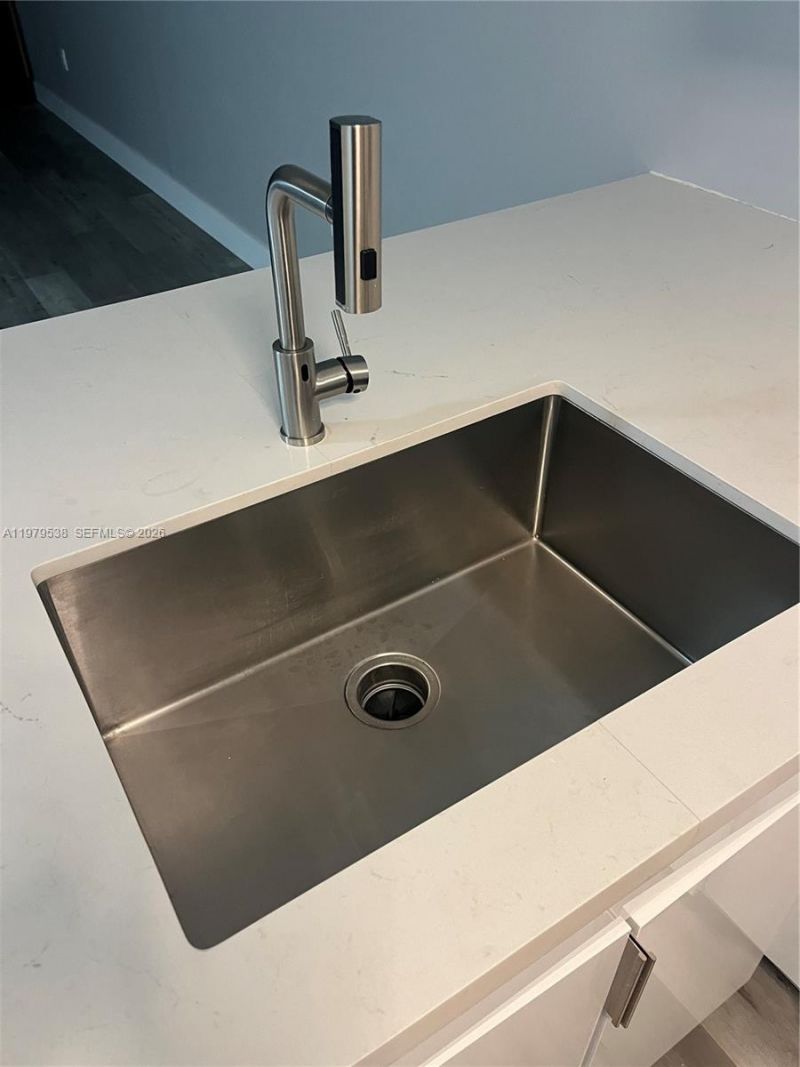 1750 NE 191st St , Unit 522-3, Miami, FL 33179 Photo