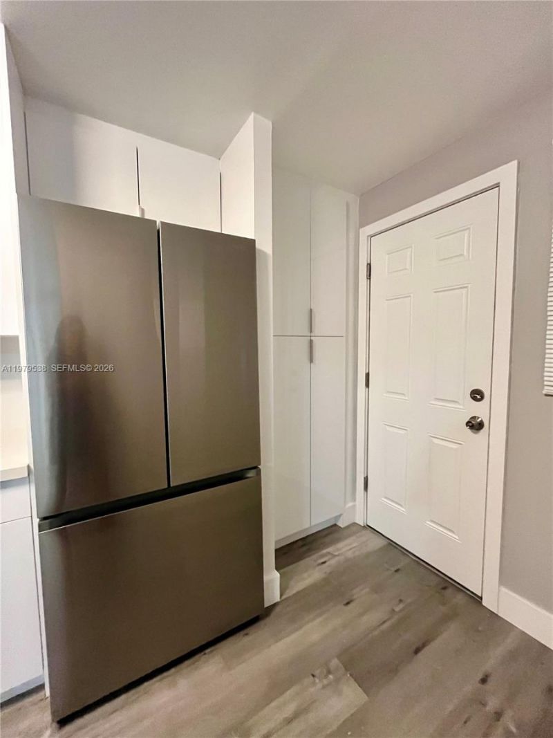 1750 NE 191st St , Unit 522-3, Miami, FL 33179 Photo