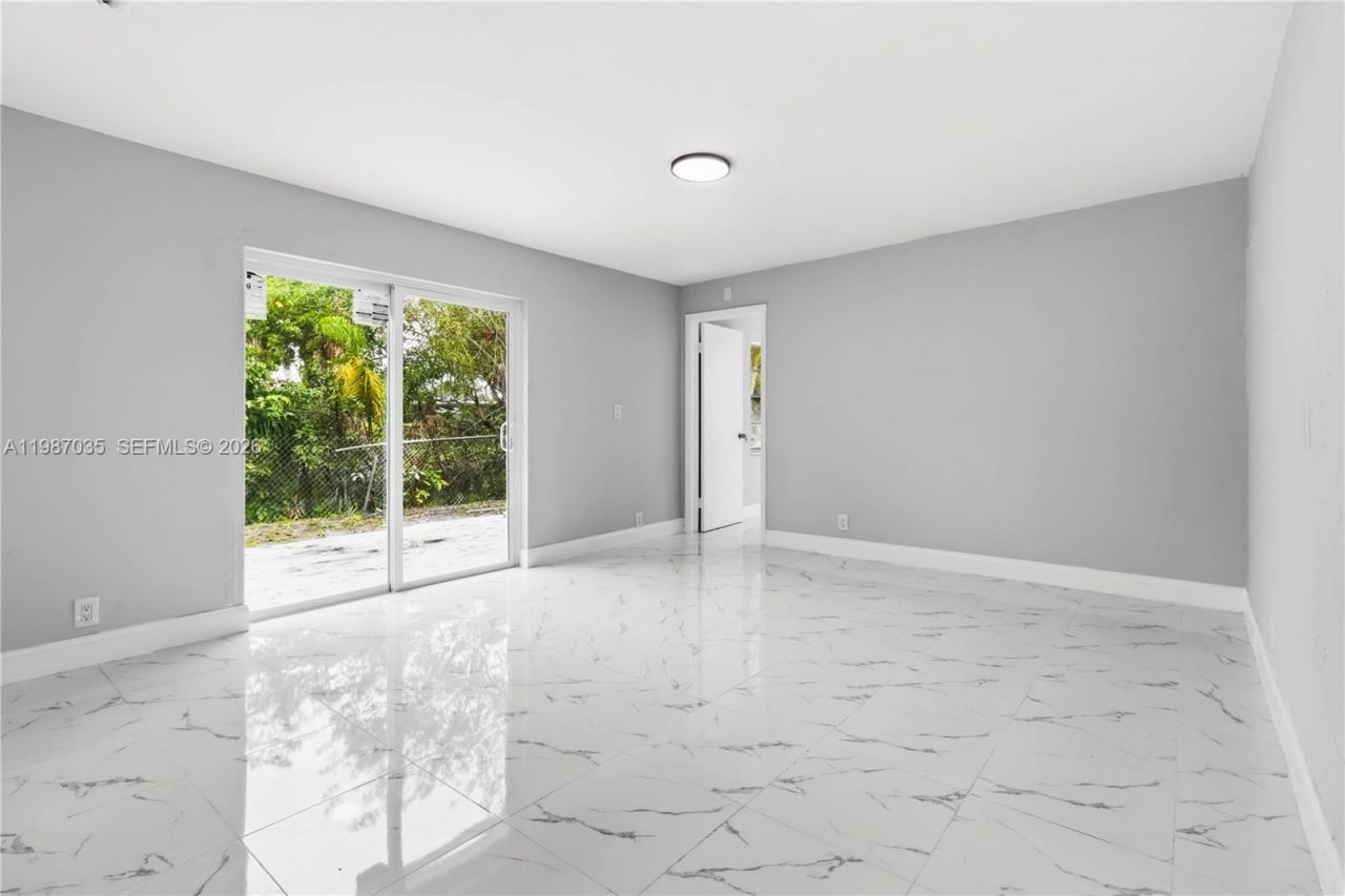8500 SW 20th St, North Lauderdale, FL 33068 Photo