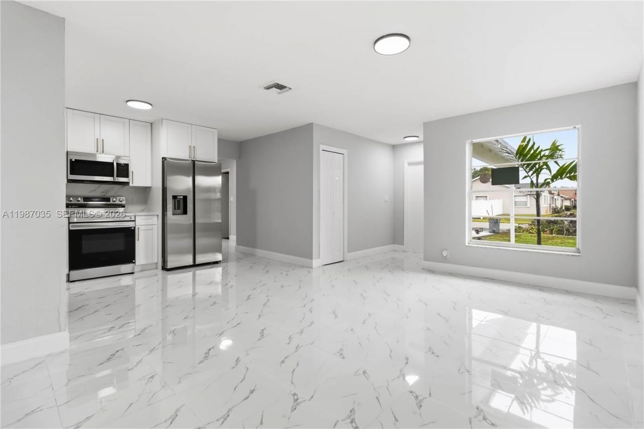 8500 SW 20th St, North Lauderdale, FL 33068 Photo
