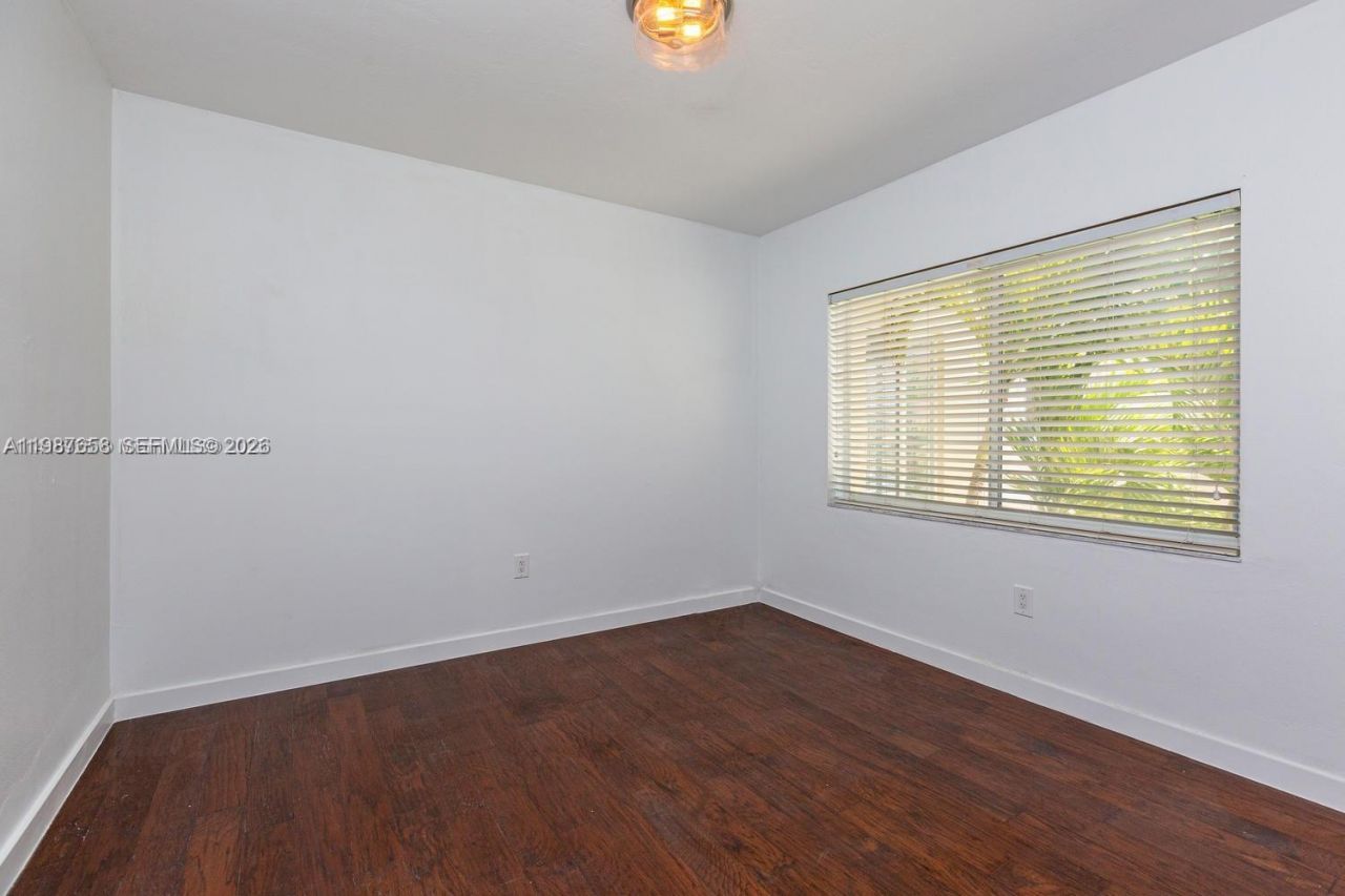 2882 S Le Jeune Rd, Unit 2882, Coral Gables, FL 33134 Photo