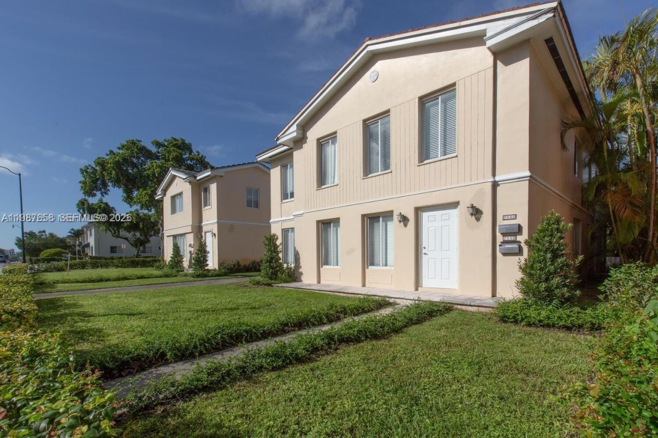 2882 S Le Jeune Rd, Unit 2882, Coral Gables, FL 33134 Photo