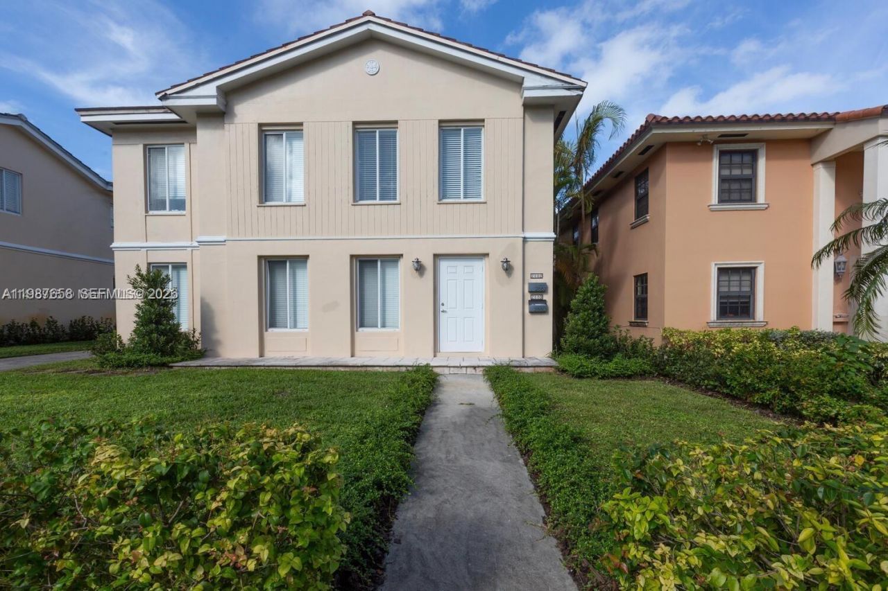 2882 S Le Jeune Rd, Unit 2882, Coral Gables, FL 33134 Photo
