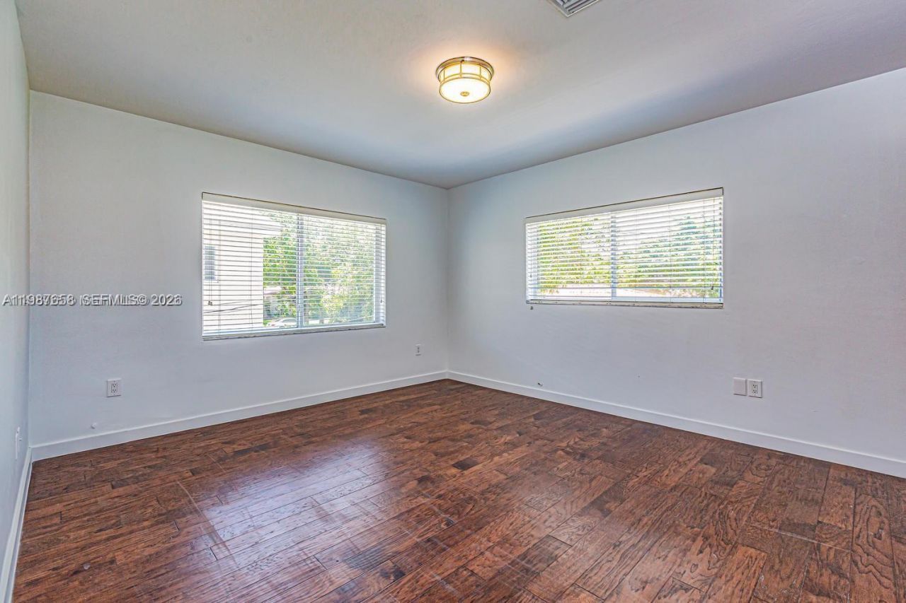 2882 S Le Jeune Rd, Unit 2882, Coral Gables, FL 33134 Photo