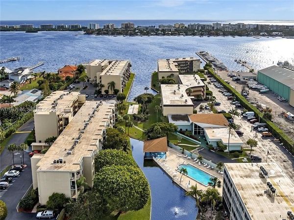 200 S Waterway Dr S , Unit 303, Lantana, FL 33462