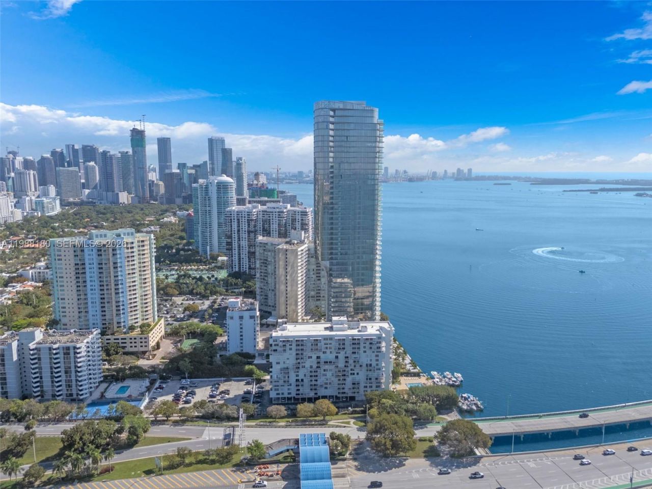 150 SE 25th Rd, Unit 8H, Miami, FL 33129 Photo