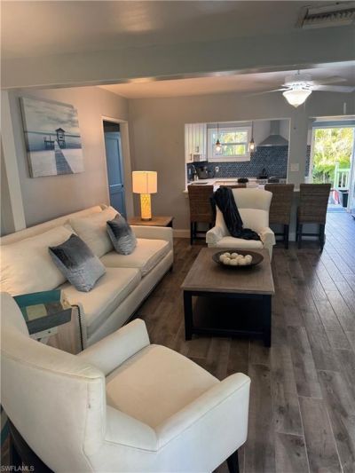 981 8th Ter N, Naples, FL 34102 Photo