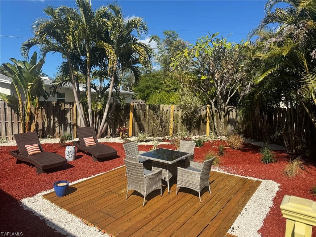 981 8th Ter N, Naples, FL 34102 Photo