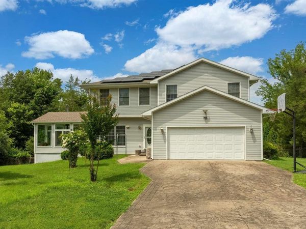 141 Pump Station Rd Road , Makanda, IL 62958