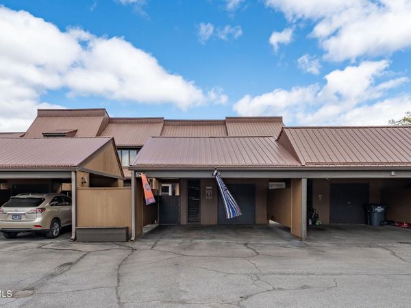 548 Fleetwood Drive, Unit D, Kingsport, TN 37660