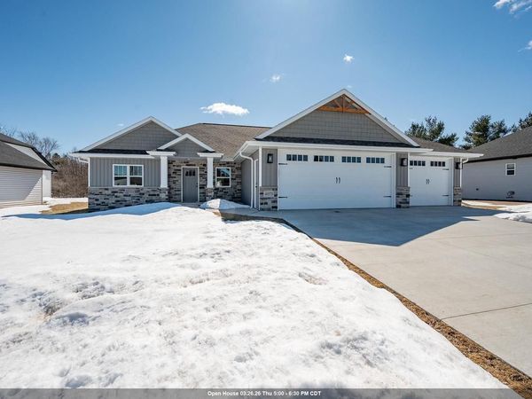 4073 BRUSSELS WAY, Green Bay, WI 54313