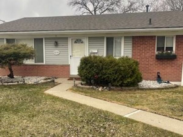 8254 Milburn Street, Westland, MI 48185