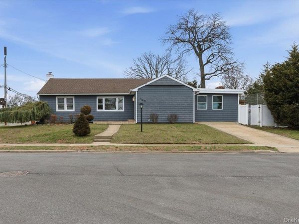 1871 Relyea Drive, Merrick, NY 11566