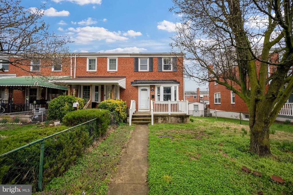 1921 Dineen, Baltimore, MD 21222 Main Photo