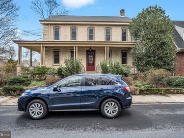 226 WALNUT STREET, CARLISLE, PA 17013