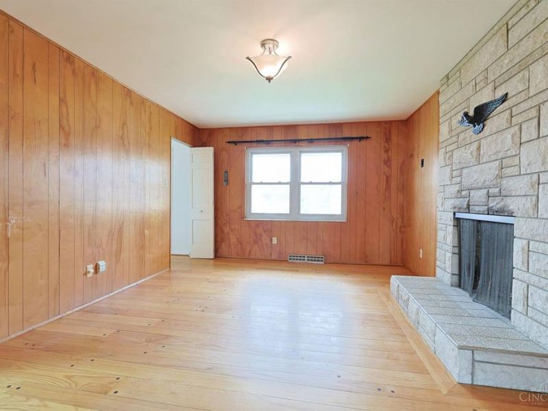 6233 Sharlene Drive, Cincinnati, OH 45248 Photo 11