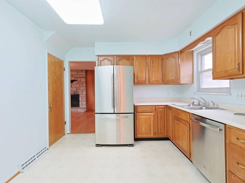 6233 Sharlene Drive, Cincinnati, OH 45248 Photo 17