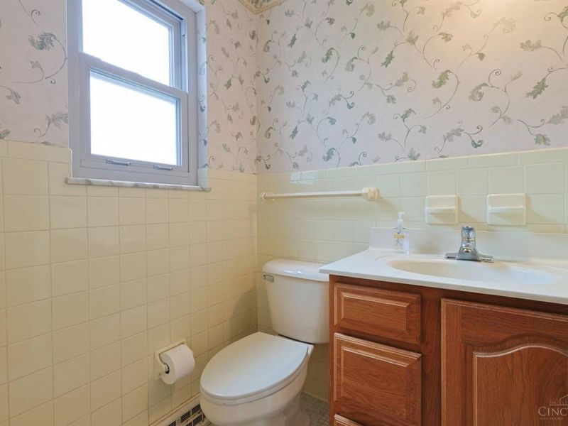 6233 Sharlene Drive, Cincinnati, OH 45248 Photo 37