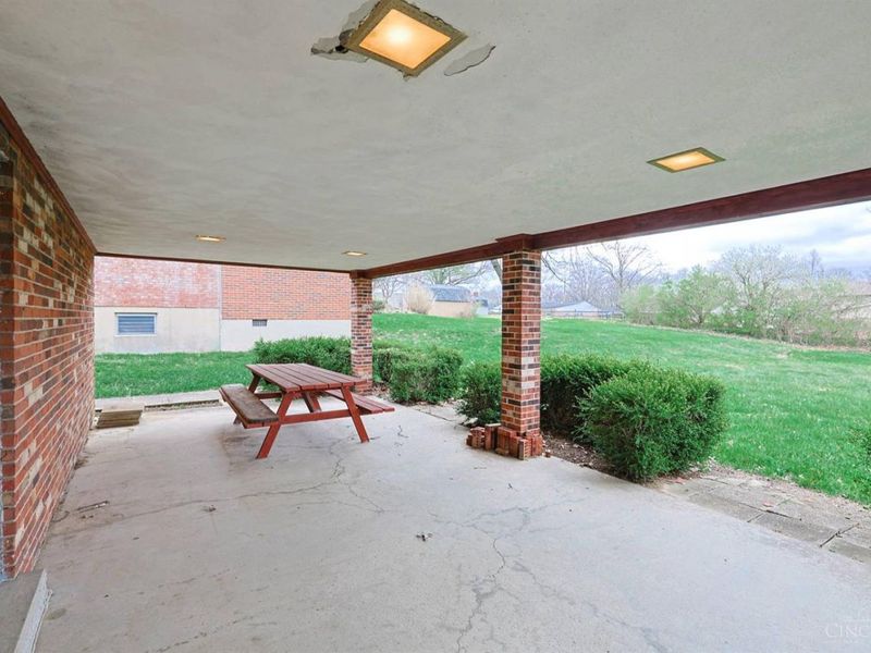 6233 Sharlene Drive, Cincinnati, OH 45248 Photo 40