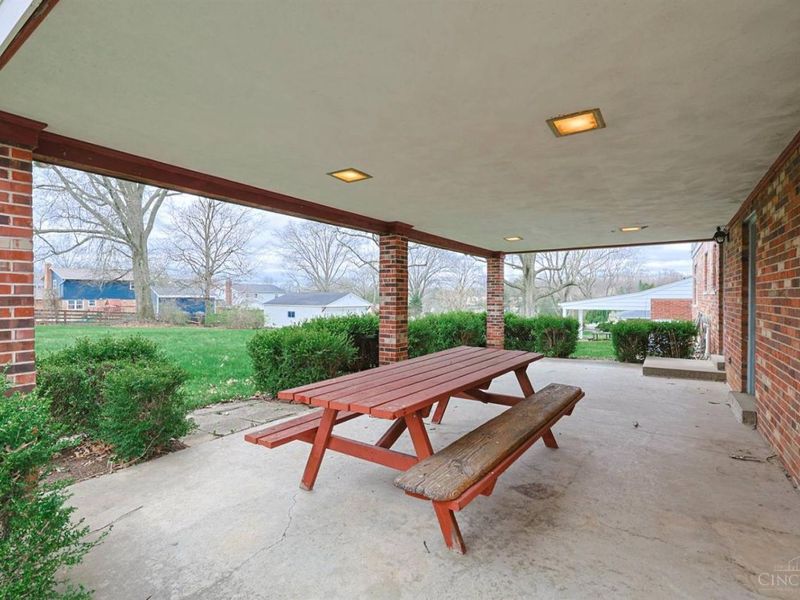 6233 Sharlene Drive, Cincinnati, OH 45248 Photo 41