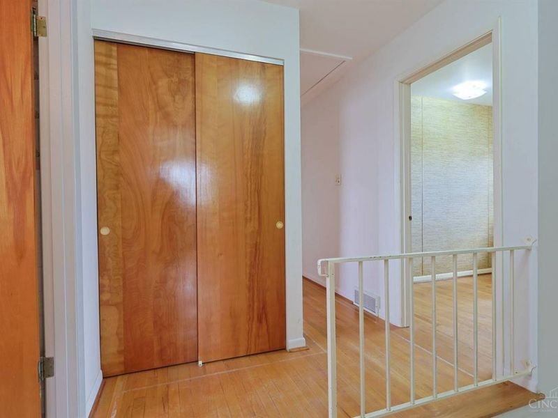 6233 Sharlene Drive, Cincinnati, OH 45248 Photo 46