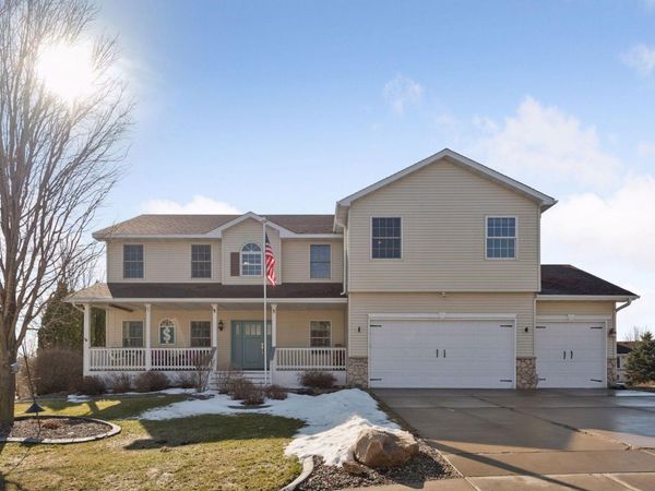 2408 Meadow Drive, Buffalo, MN 55313