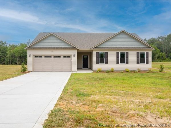 6085 Ari Court, Fayetteville, NC 28312