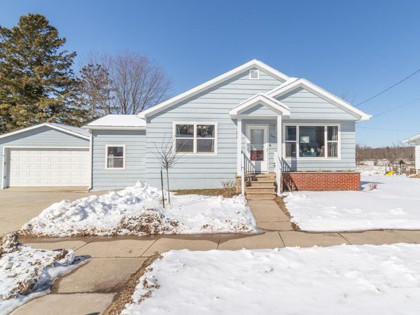 499 N Clinton Street, Princeton, WI 54968