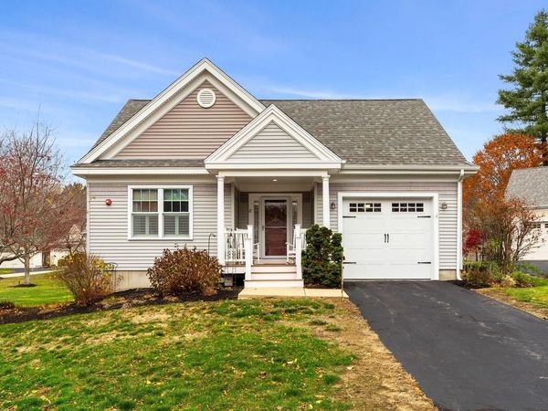 12 Mill Pond Road, Brentwood, NH 03833